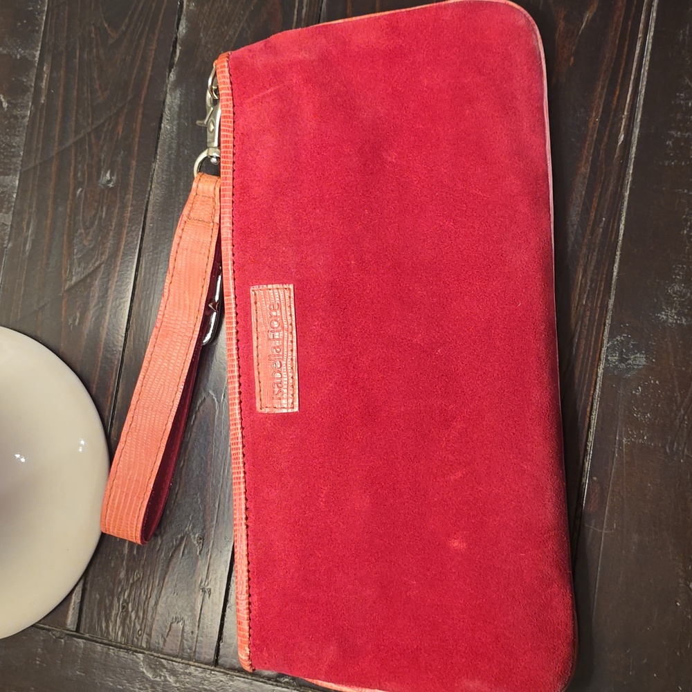 Isabella Fiore Suede Pink Bow Clutch/Wristlet - Picture 5 of 17